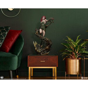 SideShow Collectibles DC Comics Premium Format Poison Ivy Deadly Nature 