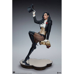SideShow Collectibles DC Comics Premium Format Zatanna 