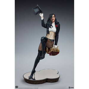SideShow Collectibles DC Comics Premium Format Zatanna 