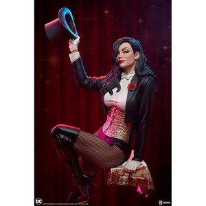 SideShow Collectibles DC Comics Premium Format Zatanna 
