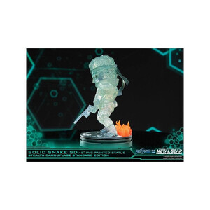 First 4 Figures Metal Gear Solid SD Solid Snake Stealth Camouflage Ver 