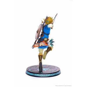 First 4 Figures The Legend of Zelda Breath of the Wild Standard Edition Link 