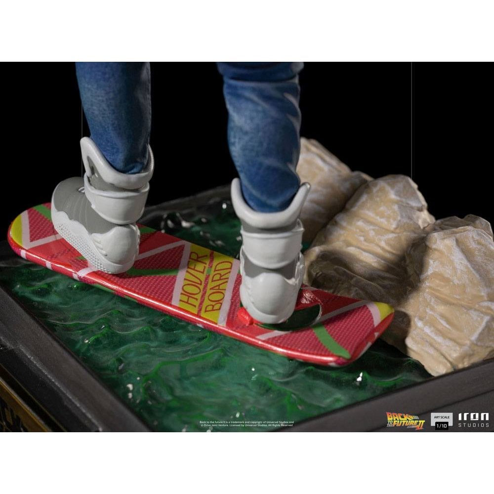 BACK À THE Future II Marty Mcfly & Hoverboard 1:10 statue Iron Studios Sideshow EUR 227,20 - FR