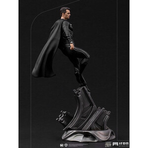 Iron Studios Zack Snyder's Justice League 1/10 Art Scale Superman Black Suit 