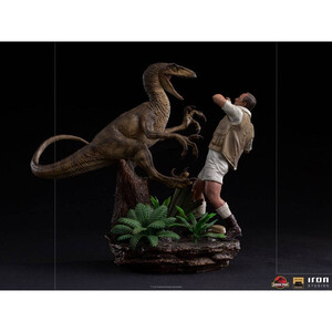 Iron Studios Jurassic Park 1/10 Art Scale Clever Girl 