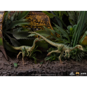 Iron Studios Jurassic World Fallen Kingdom 1/10 Deluxe Art Scale Blue 