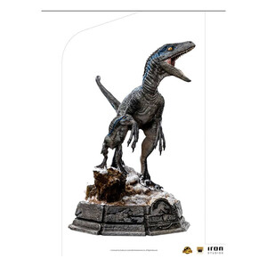 Iron Studios Jurassic World Dominion 1/10 Deluxe Art Scale Blue and Beta 