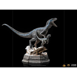 Iron Studios Jurassic World Dominion 1/10 Deluxe Art Scale Blue and Beta 