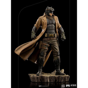 Iron Studios Zack Snyder's Justice League 1/10 Art Scale Knightmare Batman 