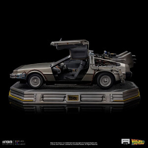 Iron Studios Back to the Future 1/10 Art Scale DeLorean 