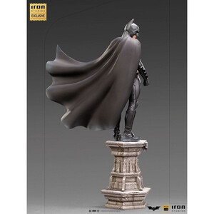 Iron Studios DC Comics 1/10 BDS Art Scale Batman Begins 