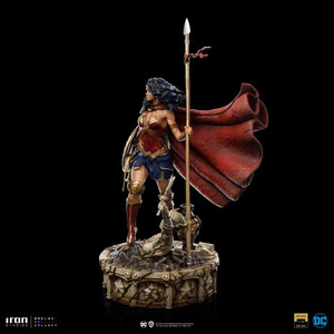 Iron Studios Wonder Woman Unleashed 1/10 BDS Art Scale Wonder Woman 