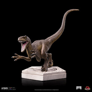 Iron Studios Jurassic Park Icons Velociraptor Ver A 