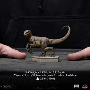 Iron Studios Jurassic World Icons Velociraptor C 
