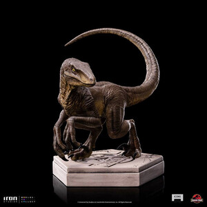 Iron Studios Jurassic World Icons Velociraptor C 