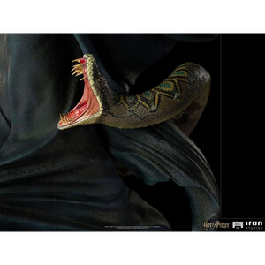 Iron Studios Harry Potter 1/4 Legacy Replica Voldemort & Nagini 
