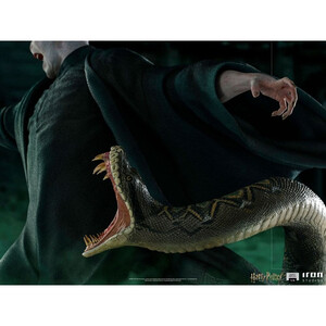Iron Studios Harry Potter 1/4 Legacy Replica Voldemort & Nagini 