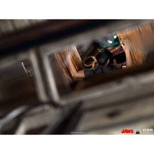 Iron Studios Jaws 1/20 Demi Art Scale Jaws Attack 