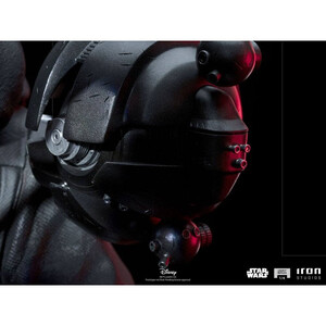 Iron Studios Star Wars 1/4 Legacy Replica Darth Maul 