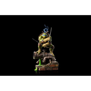 Iron Studios Teenage Mutant Ninja Turtles 1/10 Art Scale Leonardo 