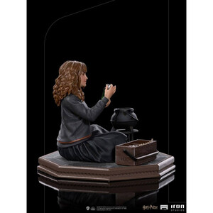Iron Studios Harry Potter 1/10 Art Scale Hermione Granger Polyjuice Ver. 
