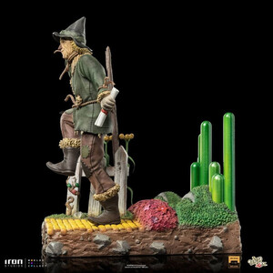 Iron Studios The Wizard of Oz 1/10 Deluxe Art Scale Scarecrow 