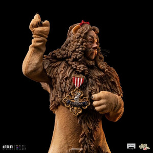 Iron Studios The Wizard of Oz 1/10 Art Scale Cowardly Lion 