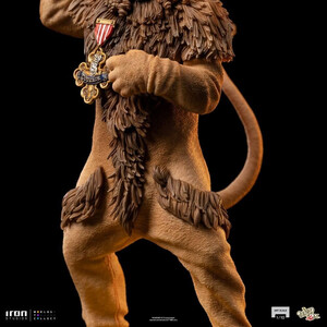 Iron Studios The Wizard of Oz 1/10 Art Scale Cowardly Lion 