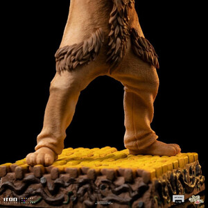 Iron Studios The Wizard of Oz 1/10 Art Scale Cowardly Lion 