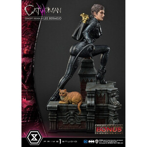 Prime 1 Studio DC Comics 1/3 Scale Museum Masterline Catwoman Deluxe Bonus Version Concept Design by Lee Bermejo 