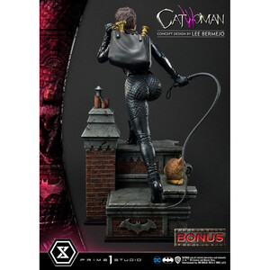 Prime 1 Studio DC Comics 1/3 Scale Museum Masterline Catwoman Deluxe Bonus Version Concept Design by Lee Bermejo 