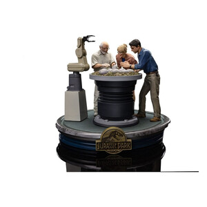 Iron Studios Jurassic Park 1/10 Scale Dino Hatching 