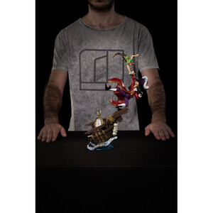 Iron Studios Disney 1/10 Scale Peter Pan vs Hook 