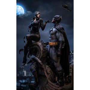 Iron Studios DC Comics 1/6 Scale Batman & Catwoman 