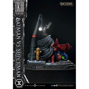 Prime 1 Studio DC Comics 1/3 Scale Ultimate Diorama Masterline Batman Vs. Superman (The Dark Knight Returns) Deluxe Bonus Ver. 