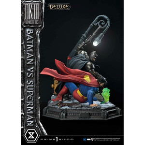Prime 1 Studio DC Comics 1/3 Scale Ultimate Diorama Masterline Batman Vs. Superman (The Dark Knight Returns) Deluxe Bonus Ver. 