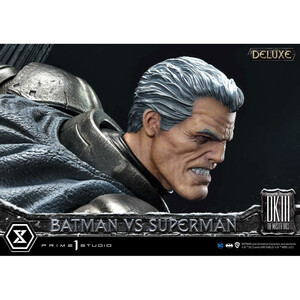 Prime 1 Studio DC Comics 1/3 Scale Ultimate Diorama Masterline Batman Vs. Superman (The Dark Knight Returns) Deluxe Bonus Ver. 