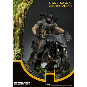 Prime 1 Studio DC Comics 1/3 Scale Ultimate Musuem Masterline Batman Zero Year 