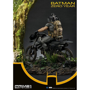 Prime 1 Studio DC Comics 1/3 Scale Ultimate Musuem Masterline Batman Zero Year 