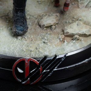 Iron Studios Deadpool 1/10 Scale Deluxe Art Scale 1/10 Deadpool & Wolverine 