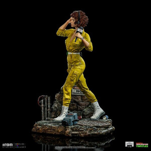 Iron Studios Teenage Mutant Ninja Turtles 1/10 Art Scale April O'Neal 