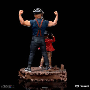 Iron Studios The Goonies 1/10 Art Scale Sloth and Chunk 