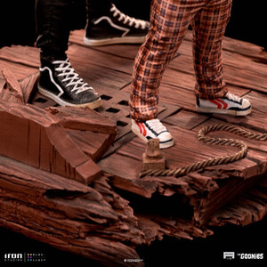 Iron Studios The Goonies 1/10 Art Scale Sloth and Chunk 