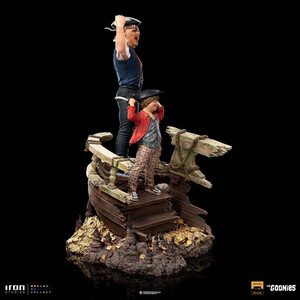 Iron Studios The Goonies Deluxe 1/10 Art Scale Sloth and Chunk 