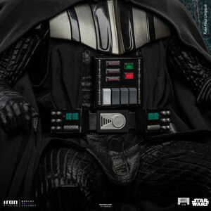 Iron Studios Star Wars 1/4 Legacy Replica Darth Vader on Throne 